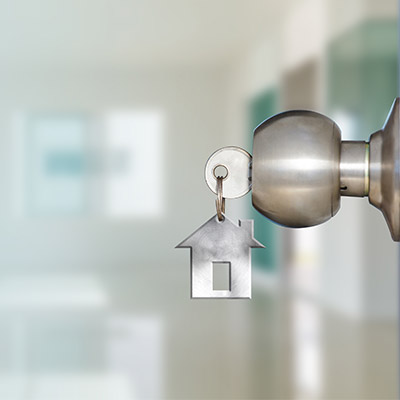 Visningsresa till Frankrike inklusive skatte- och pensionsseminarium  Årligen gör vi visningsresor till Frankrike inklusive pensions- och skatteseminarier där vi diskuterar Frankrikes regler och lagar kring köp av bostad, utflytt från Sverige, permanentboende i landet samt pensionsfrågor för privatpersoner och företagare och mycket mer. På visningsresorna har Ni möjlighet att se alla de populära områdena utmed Franska Rivieran. Resorna är populära så boka i god tid. Arrangörer är Sparsam Skatt och FrankrikeMäklarna.  Seminarier vinter/vår 2019 Datum för våra populära skatte- och pensionsseminarier för dig som överväger att bosätta dig i Frankrike. Samtliga seminarier i Sverige är kostnadsfria  Stockholm 14 februari 2019 - Seminarium om Frankrike Plats: Scandic Hotell Anglais, Humlegårdsgatan 23, Stockholm. Klicka här för karta  Tid: 18.00 - 20.15 Kvällsseminarium om Frankrike  Sista anmälningsdag 1 februari 2019  Göteborg 1 mars 2019 - Seminarium om Frankrike Plats: Elite Park Avenue Hotell, Kungsportsavenyn 36, Göteborg. Klicka här för karta  Tid: 13.00 - 15.15 Seminarium om Frankrike  Sista anmälningsdag 15 februari 2019  Malmö 22 mars 2019 - Seminarium om Frankrike Plats: Elite Plaza Hotell, Gustav Adolfs Torg 49, Malmö. Klicka här för karta  Tid: 13.00 - 15.15 Seminarium om Frankrike  Sista anmälningsdag 7 mars 2019